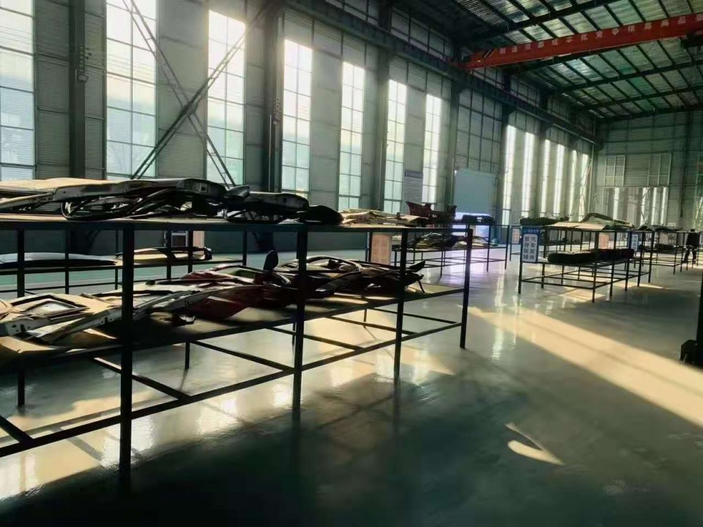 報(bào)廢汽車(chē)拆解線